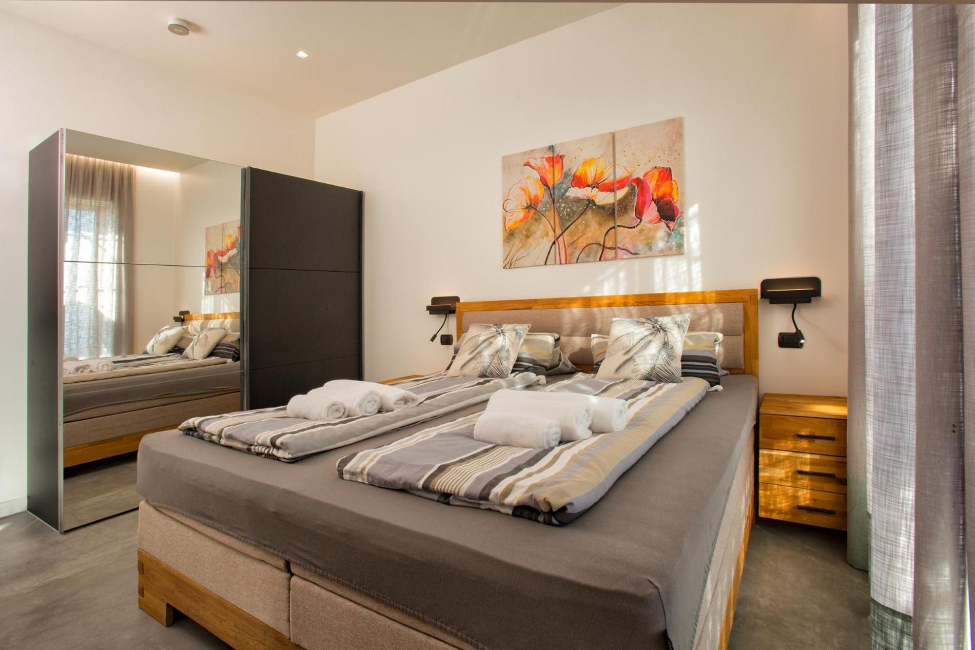 Homestay Rita Pool & Mascalucia