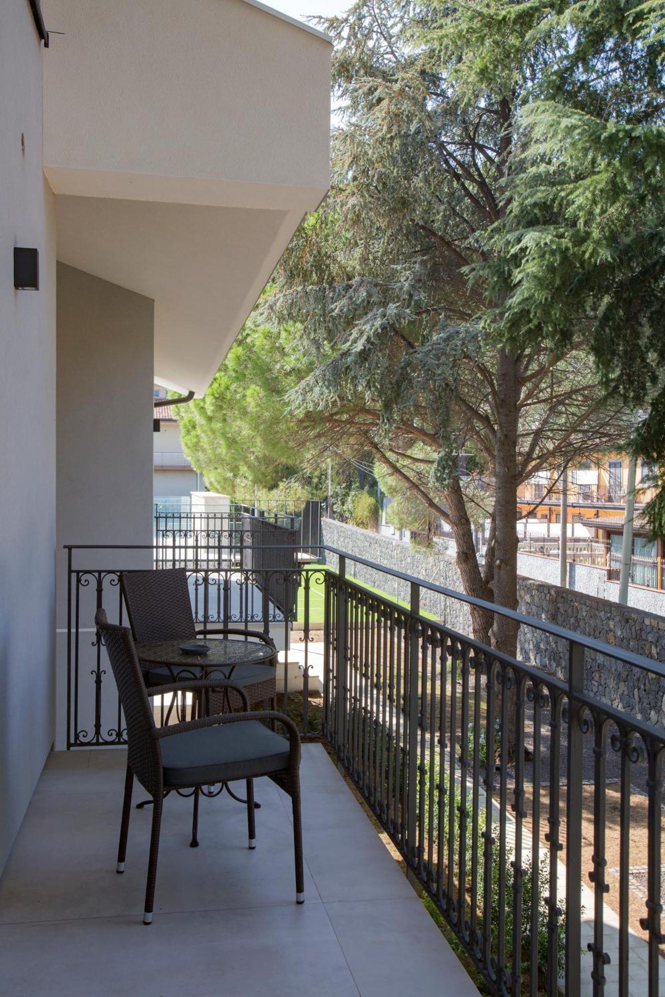 Rita Pool & Homestay Mascalucia